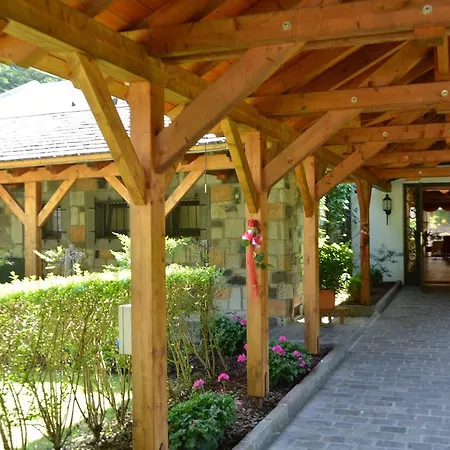 Отель Al Сан-Вито-ди-Кадоре